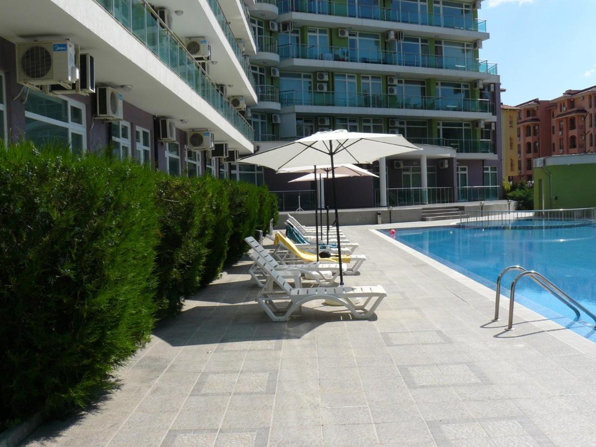 Family Apartments In Solmarin 써니비치 외부 사진