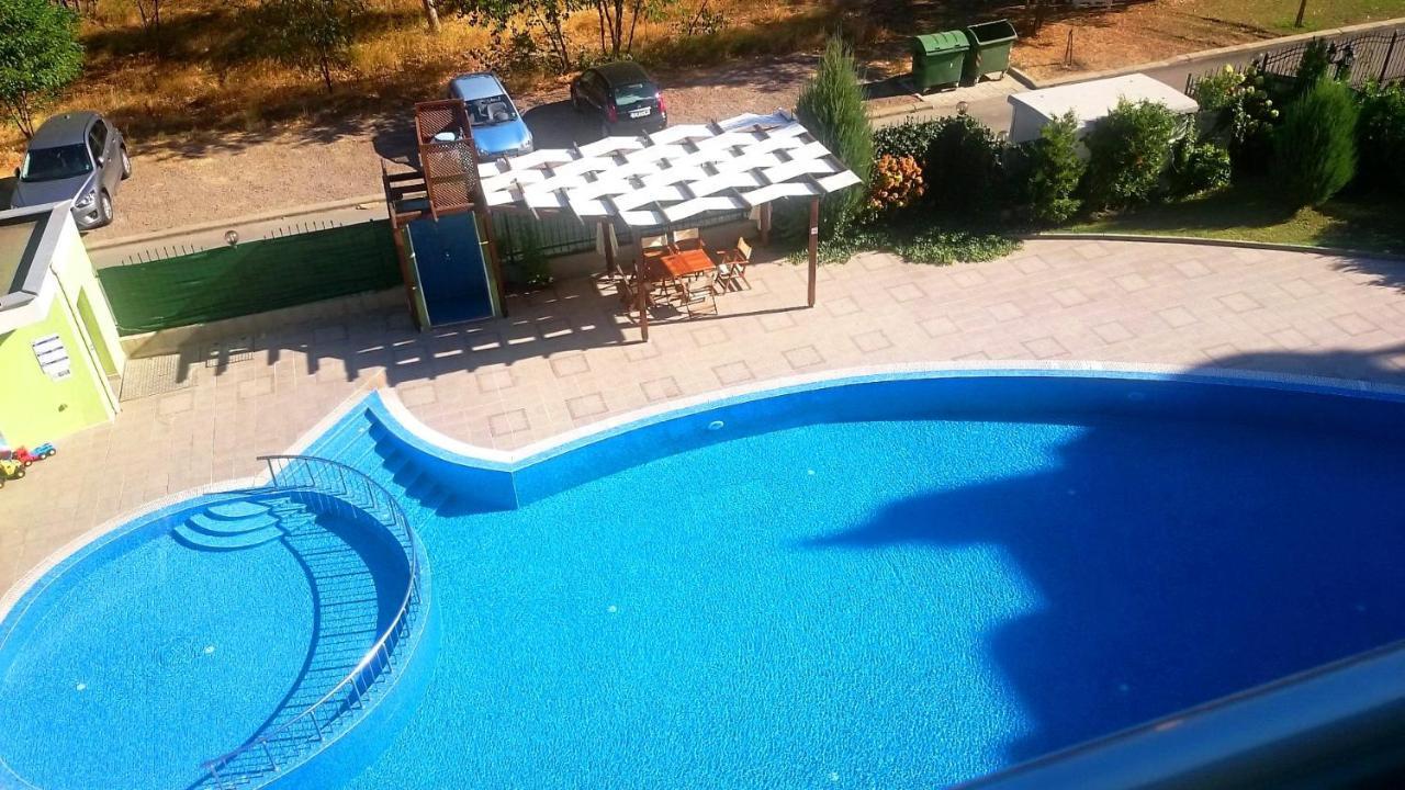 Family Apartments In Solmarin 써니비치 외부 사진