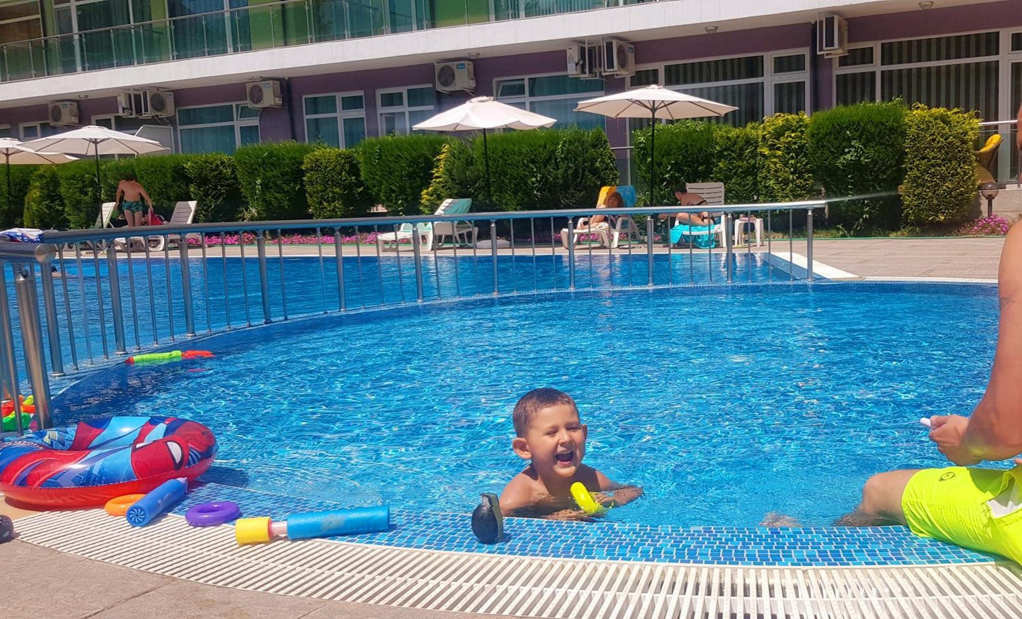 Family Apartments In Solmarin 써니비치 외부 사진