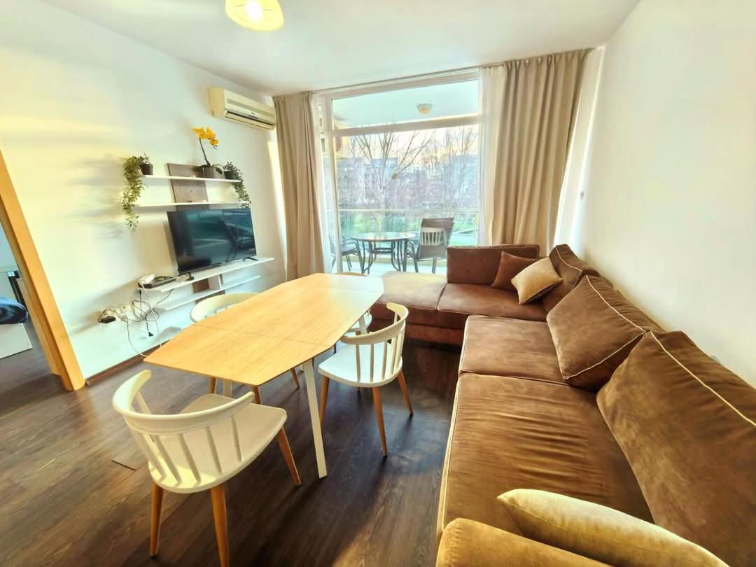 Family Apartments In Solmarin 써니비치 외부 사진